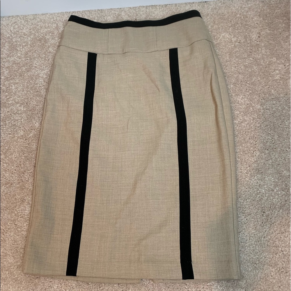 XOXO tan and black pencil skirt with slit